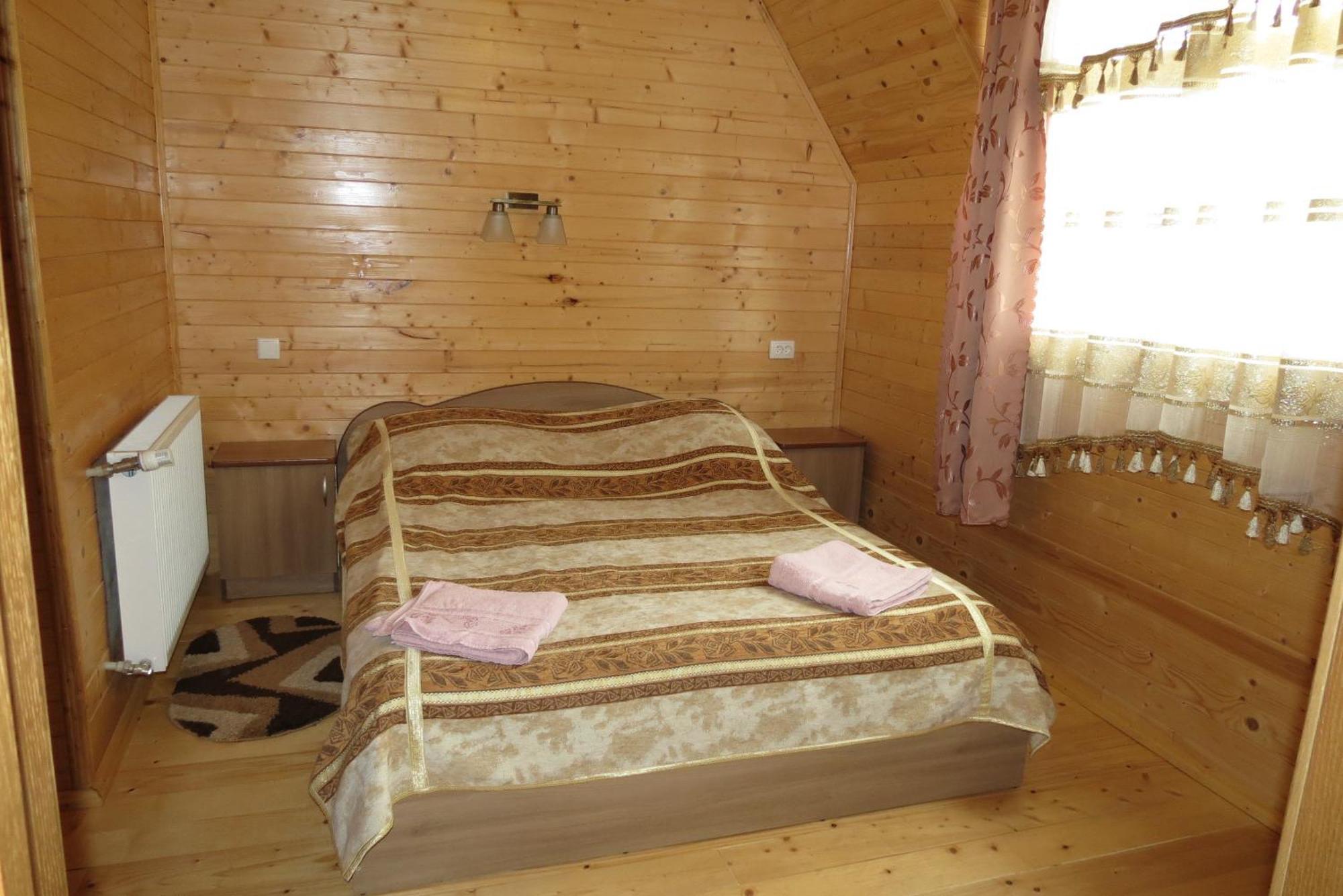 Bilyy Kamin Guest House Tatariv Chambre photo