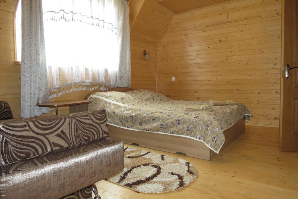 Bilyy Kamin Guest House Tatariv Extérieur photo