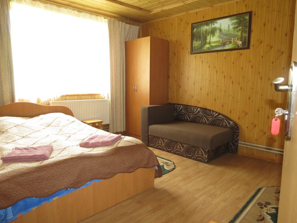Bilyy Kamin Guest House Tatariv Extérieur photo