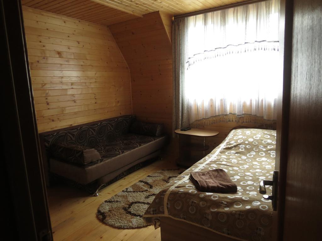 Bilyy Kamin Guest House Tatariv Extérieur photo